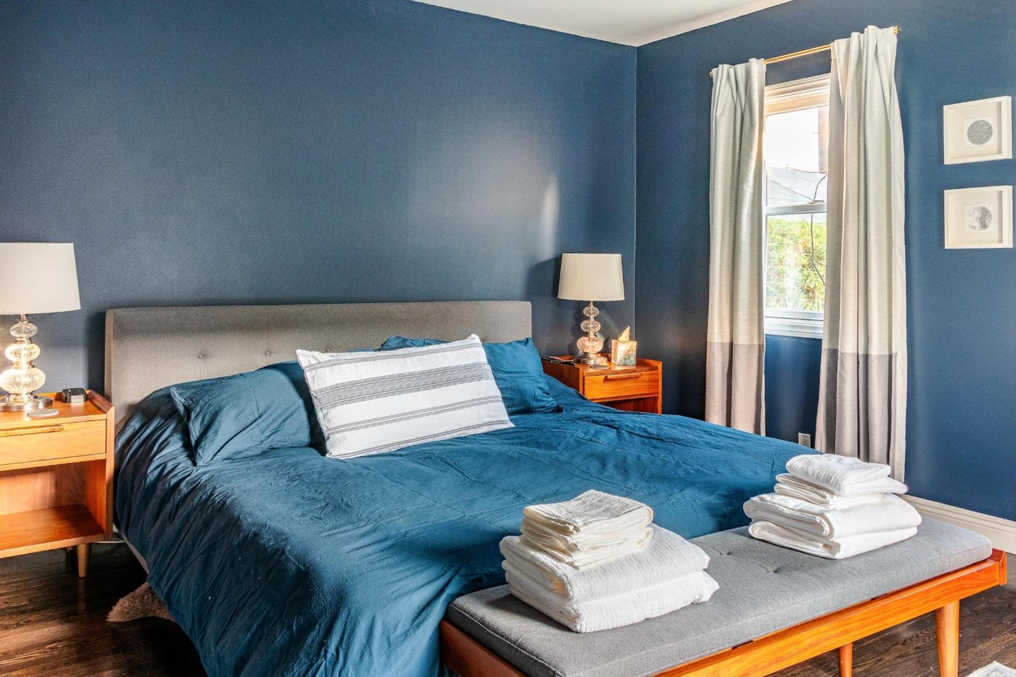Cozy La Getaway With Hot Tub, 10 Min To Casa de férias Los Angeles