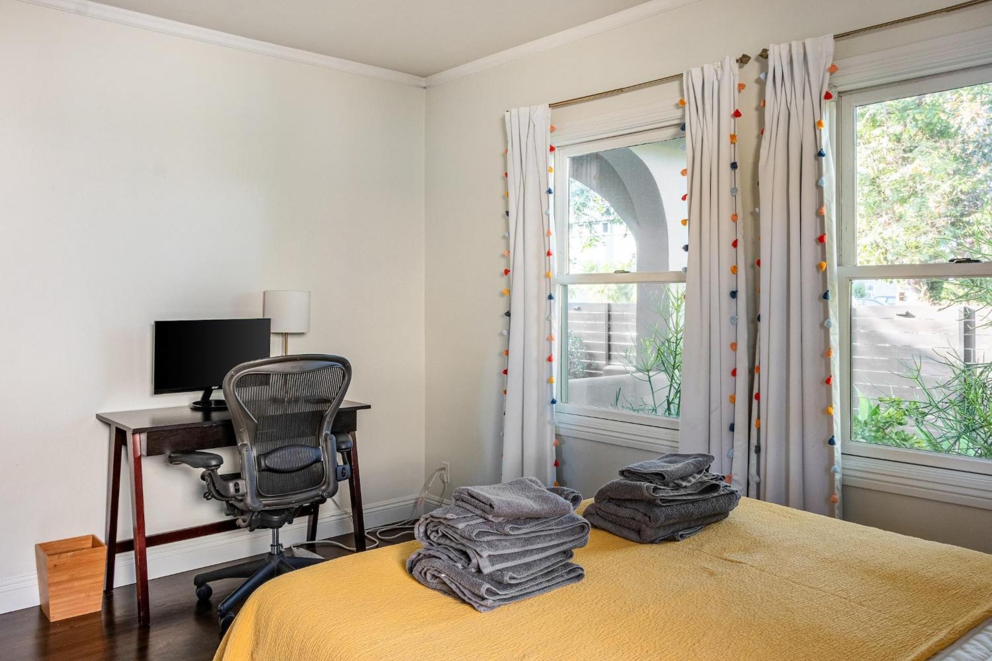 Ferienhaus Cozy La Getaway With Hot Tub, 10 Min To *